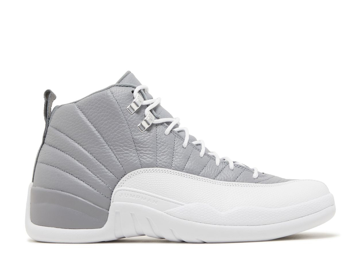 Jordan 12 Retro 'Stealth'