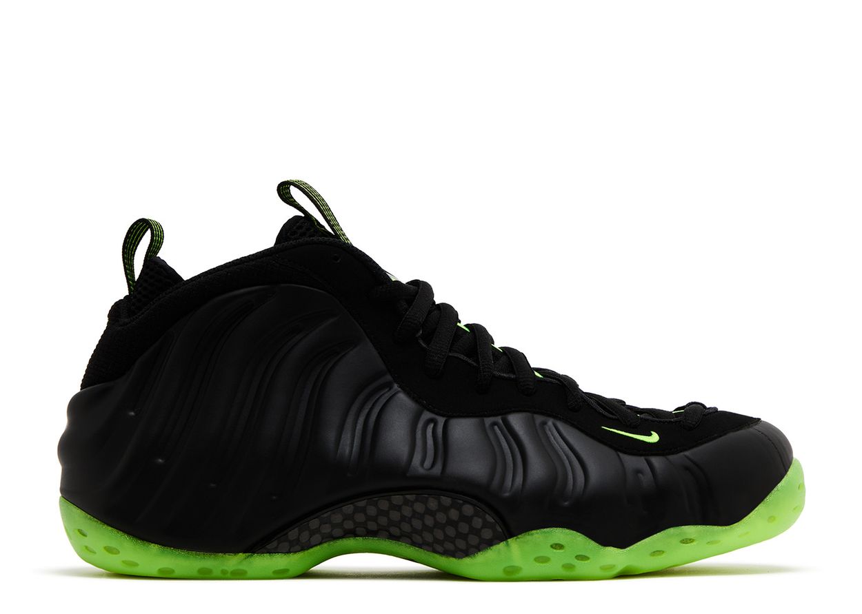 Air Foamposite One 'Black Volt'