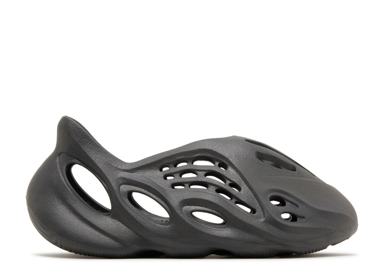 YZY Foam Runner 'Onyx'