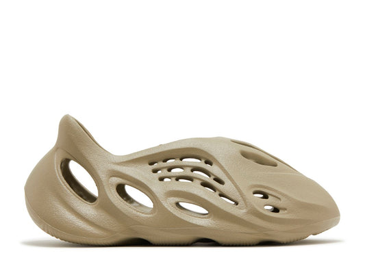 YZY Foam Runner 'Stone Salt'